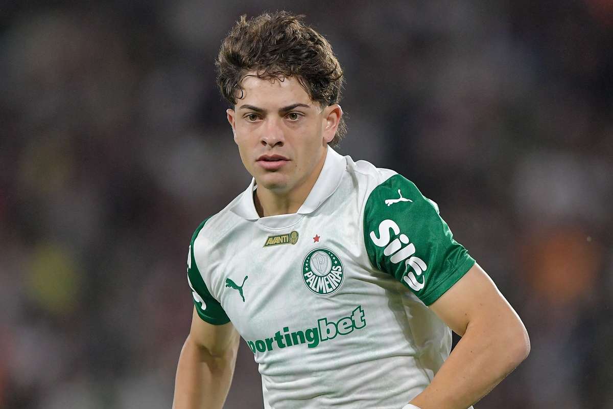 Mundial2026: Giay do Palmeiras ocupa lugar de Montiel nos jogos amigáveis da Argentina