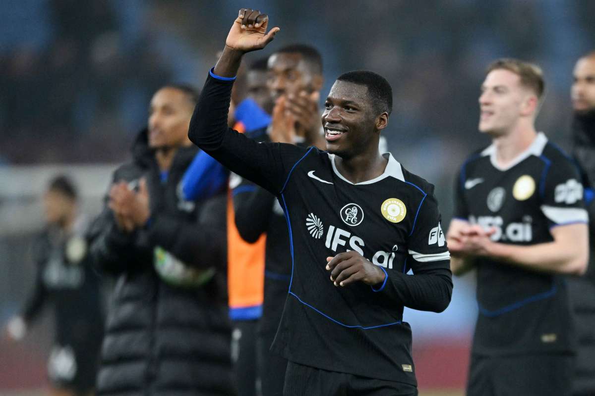 Caicedo mantém confiança no projeto: "Quero tornar-me uma lenda do Chelsea"