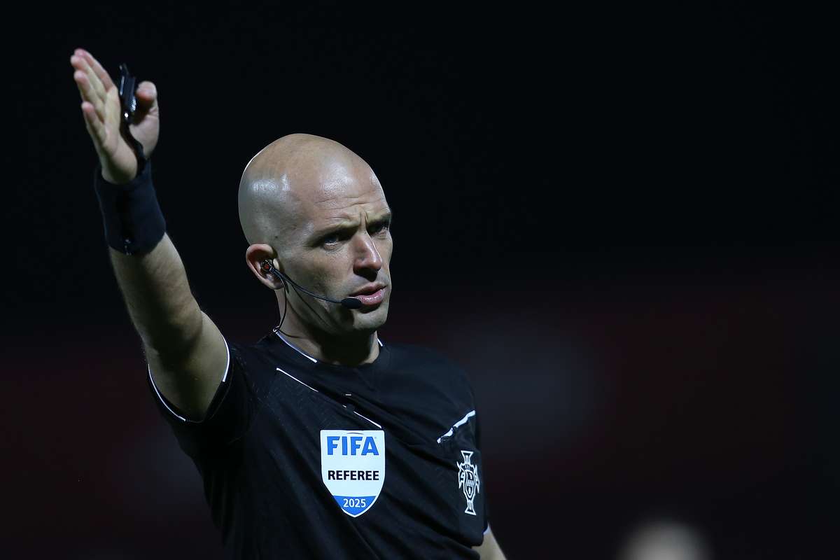 Mundial 2026: Luís Godinho dirige amigável Espanha contra Sérvia