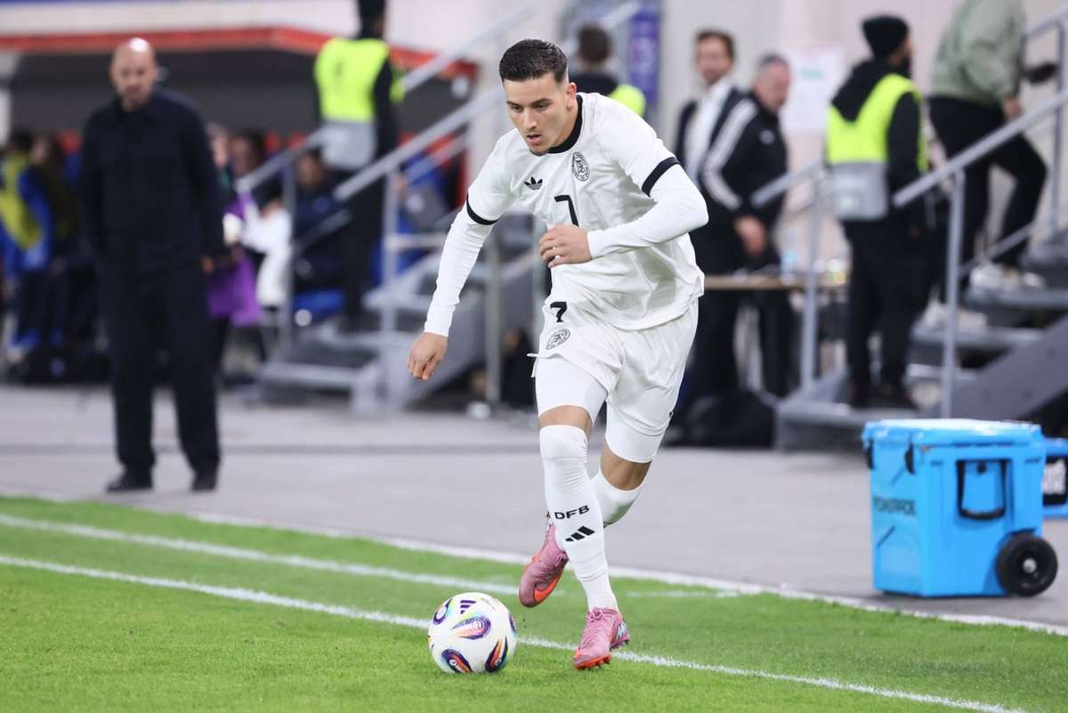Said El Mala im Zentrum: Die deutsche U21 geht in die entscheidende Runde