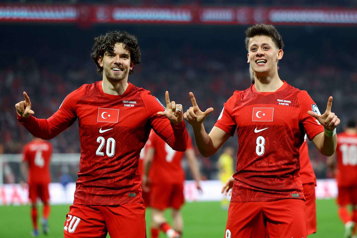 Mundial 2026: Turquia elimina Roménia e avança para perto da fase final (10)