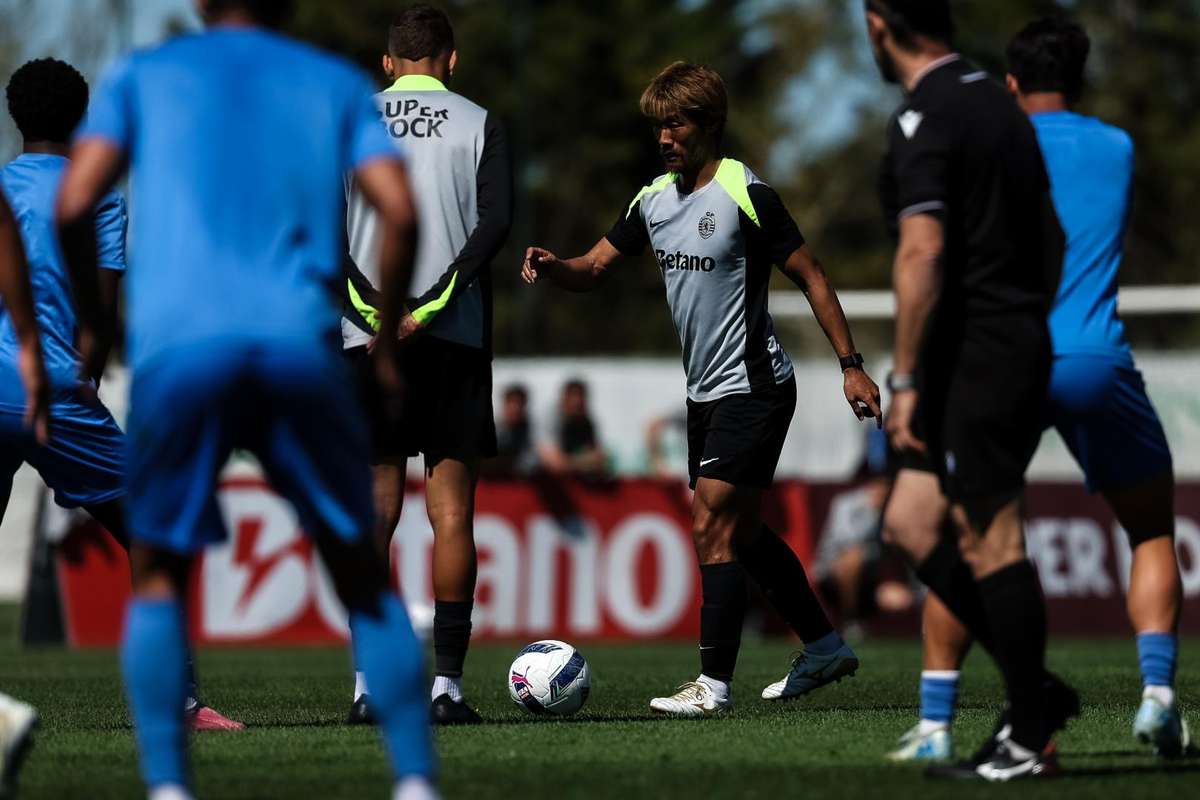Sporting derrota 1.º Dezembro por 2-1 num jogo de preparação