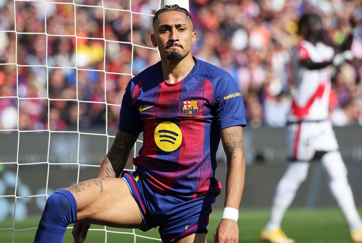 Raphinha pravděpodobně přijde o čtvrtfinále Ligy mistrů Barcelony kvůli zranění v brazilském týmu