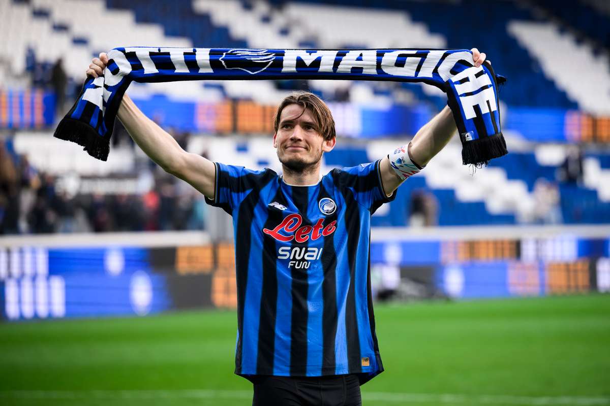 Capitão líder e máximo representante Marten de Roon revela o seu amor incondicional pela Atalanta