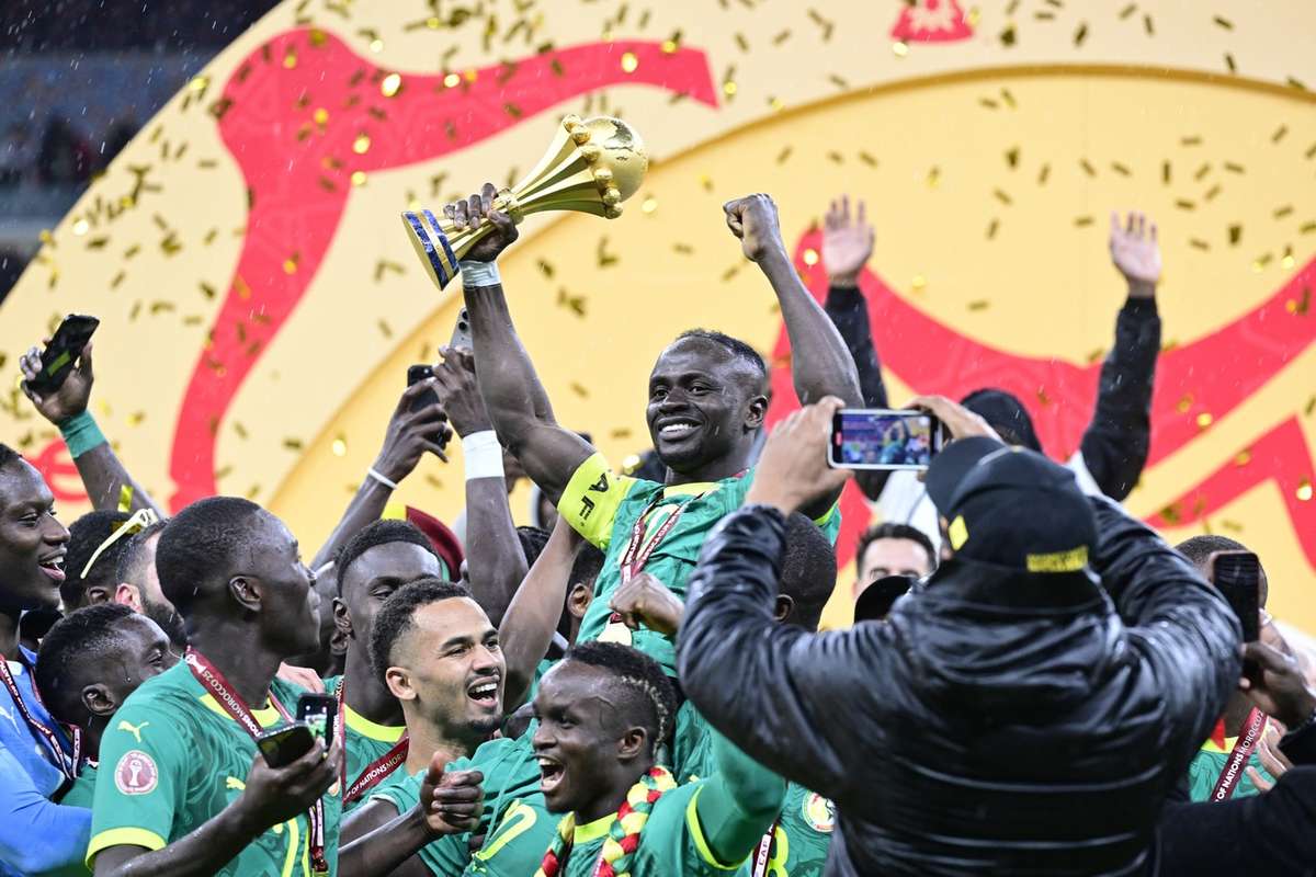 Senegal ignora título de Marrocos e coloca nova estrela de campeão africano na camisola