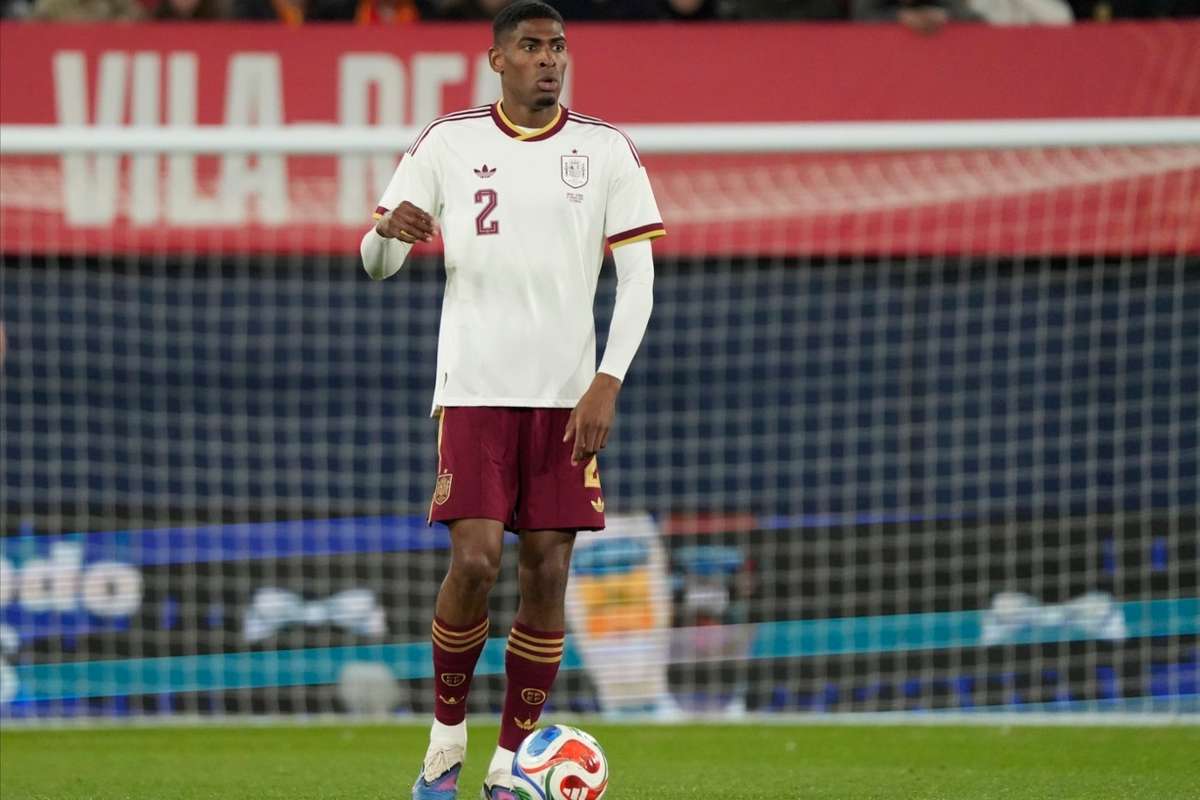 Mosquera y el "privilegio" de debutar con España