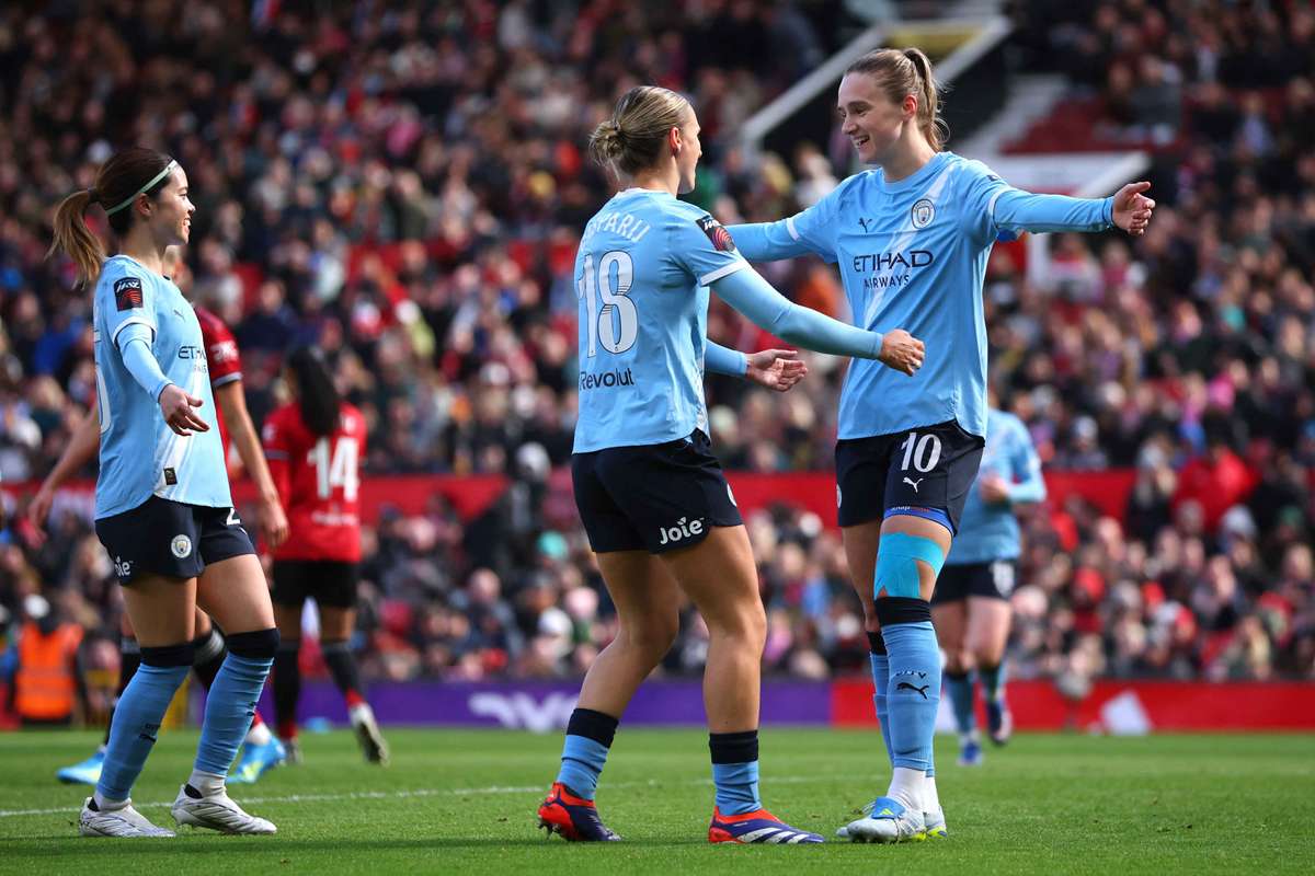 Miedema Bersinar Saat Man City Hancurkan Man Utd untuk Mendekati Gelar WSL, Arsenal Kalahkan Spurs