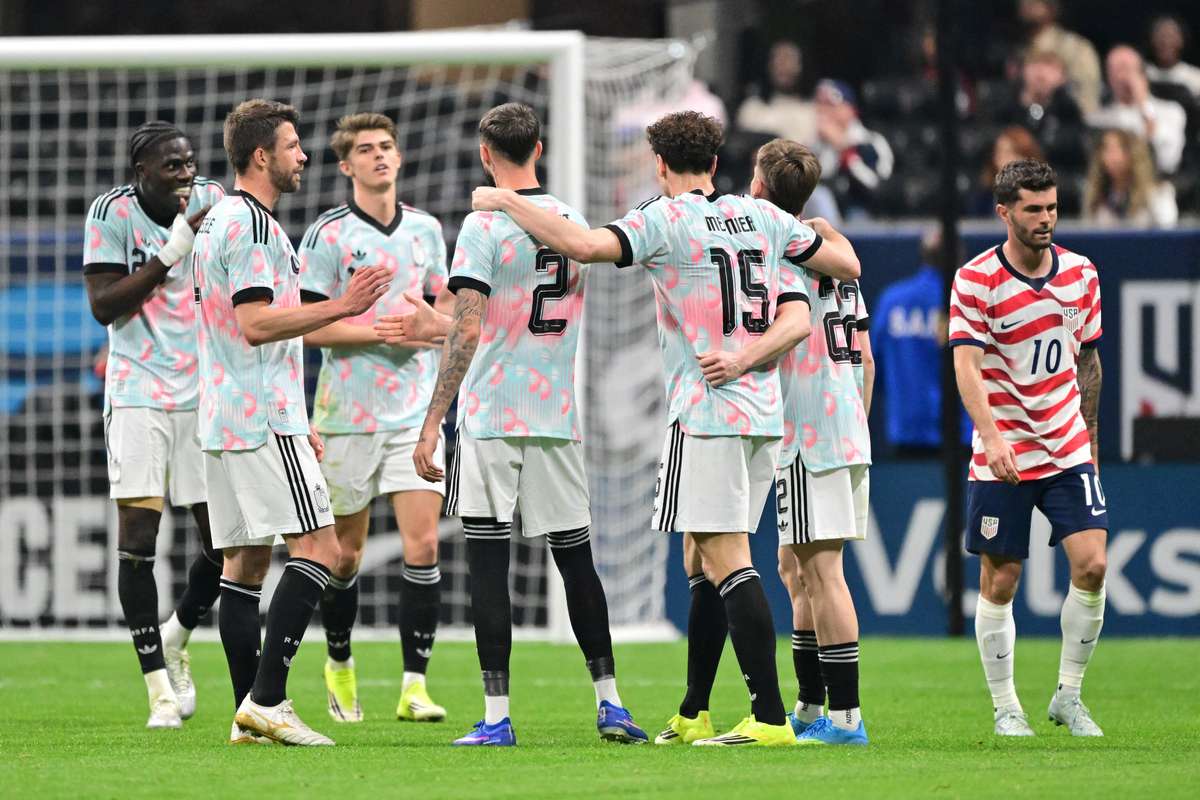 Bélgica golea a Estados Unidos en su propio estadio (2-5)