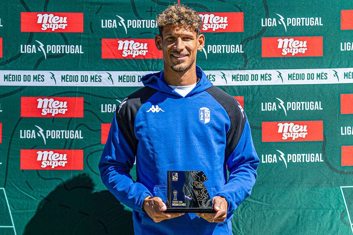 Liga 2: Mörschel do Vizela agraciado com o prémio de Médio do Mês para fevereiro