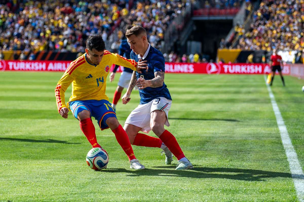 Un match "très bon" malgré le faible niveau d'automatismes, selon Lucas Digne