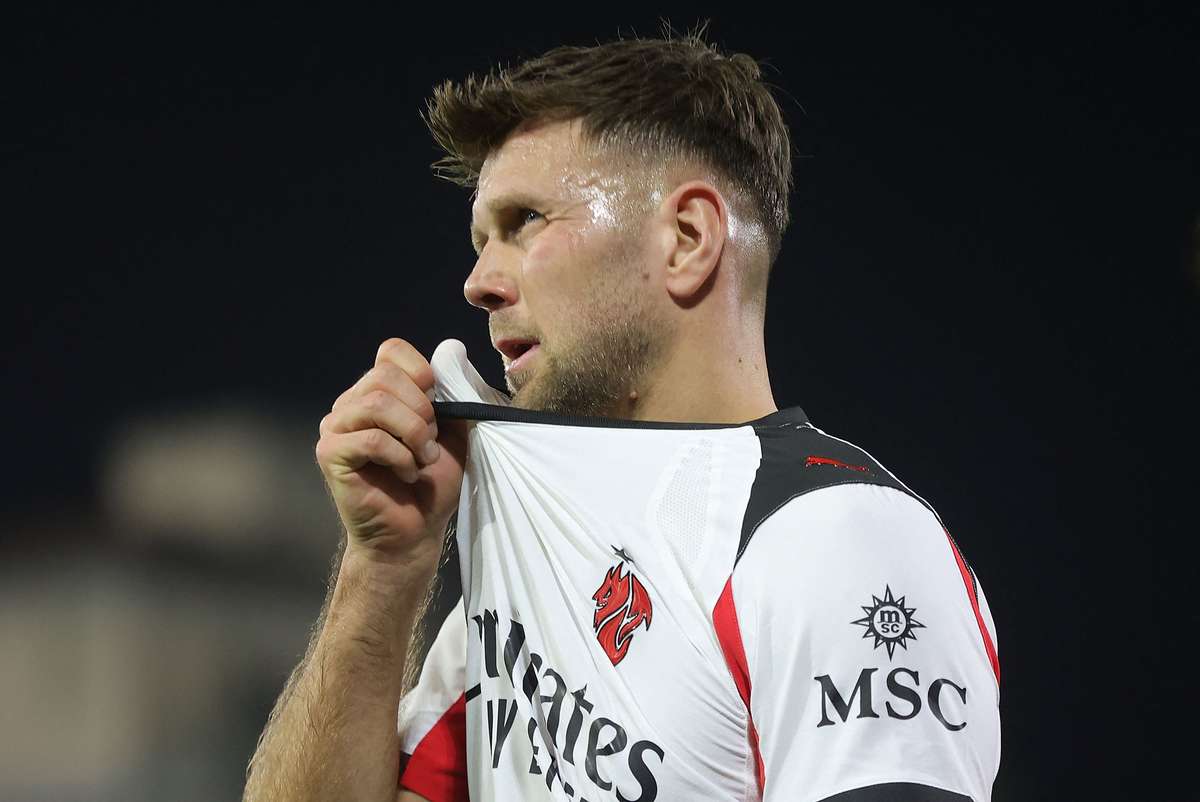 Sensationsuebertritt zu Schalke? Ex Nationalstürmer Füllkrug als Ersatz für Džeko in Diskussion