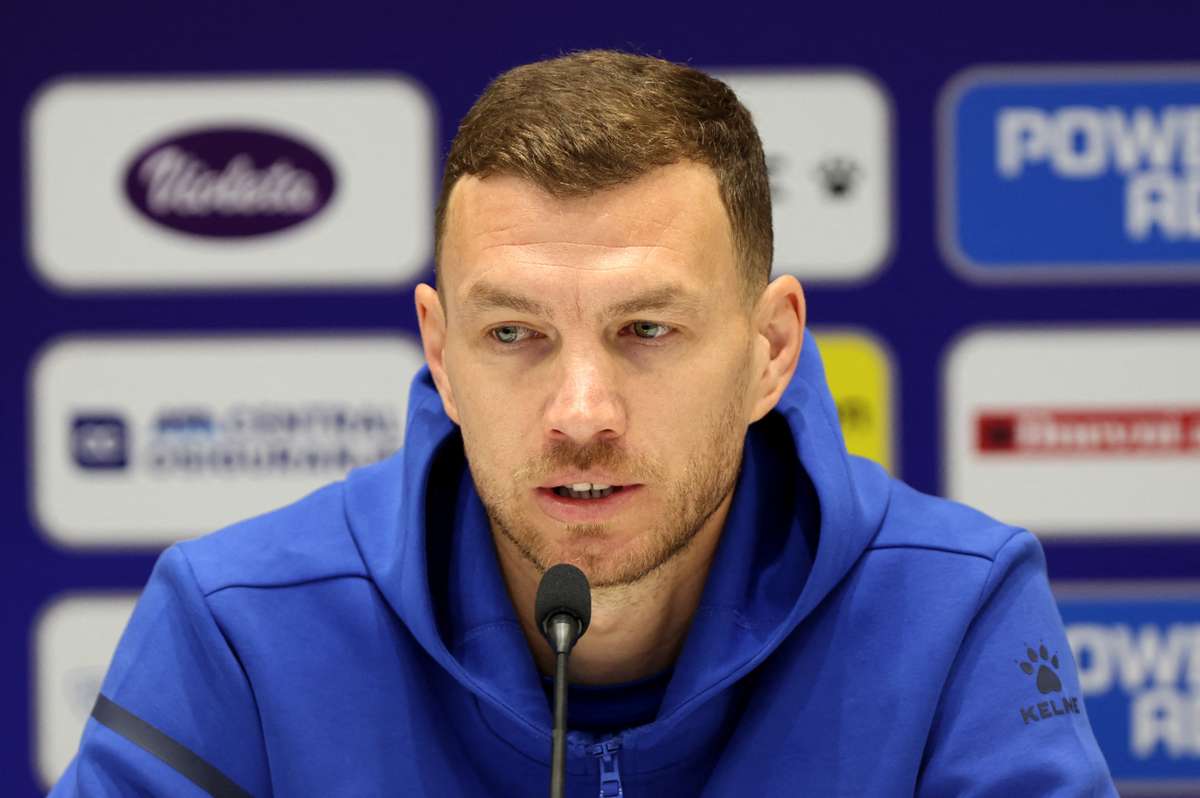Bosnien Anführer Dzeko: Italien fühlt den enormen Druck vor dem Play off Endspiel