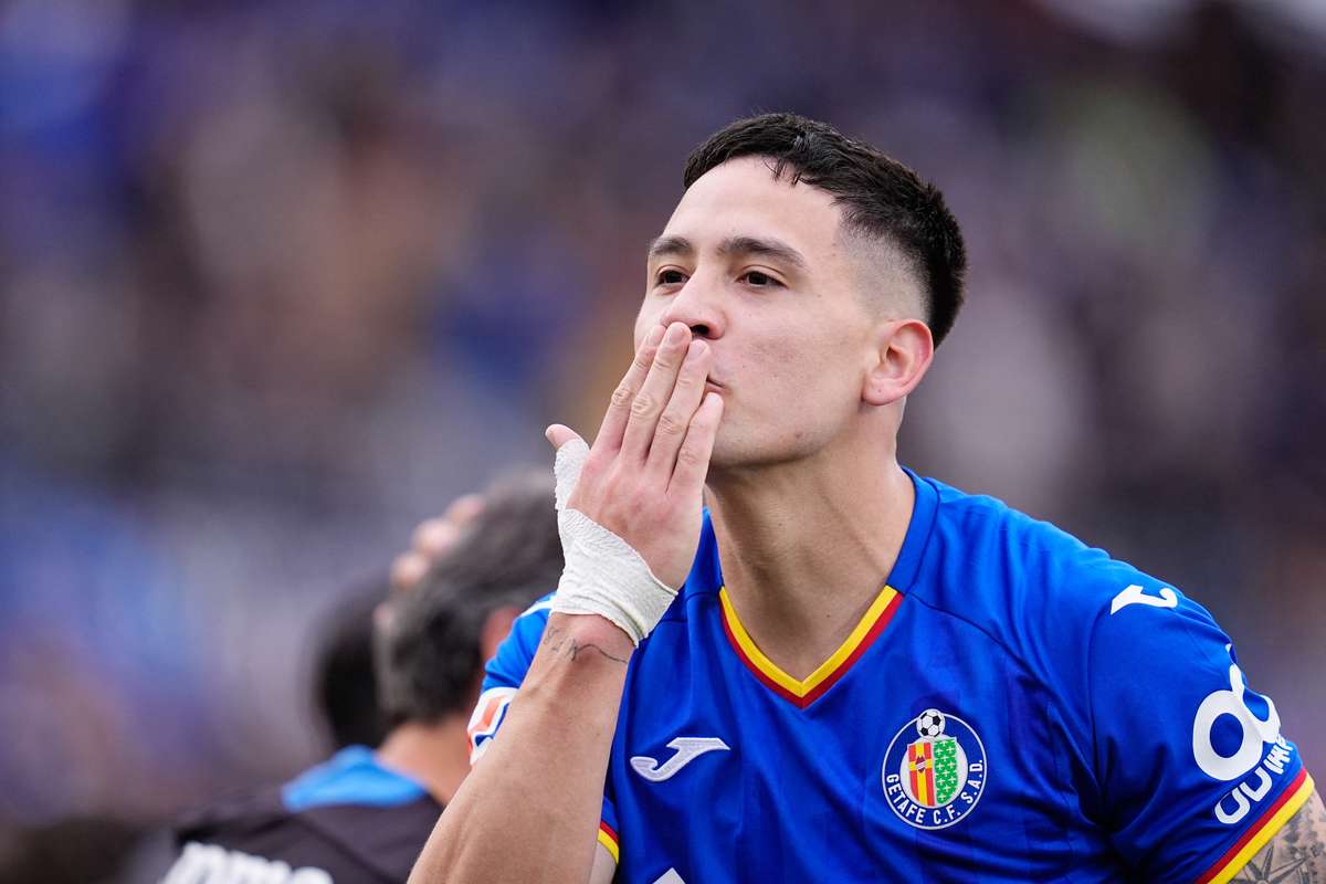 Getafe asegura la transferencia permanente de Martín Satriano