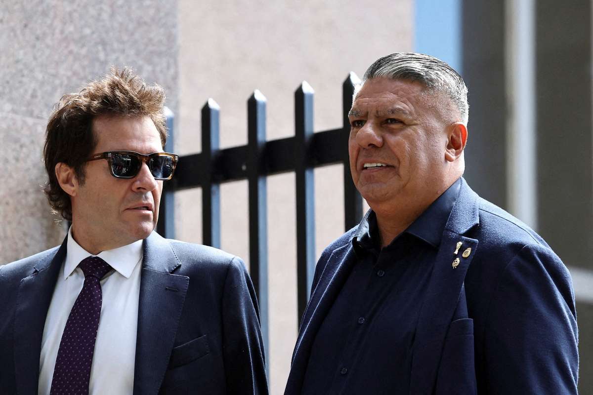 Dirigente da Federacao Argentina de Futebol formalmente acusado de fraude fiscal