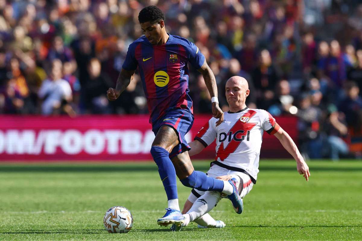 Siete futbolistas de LaLiga rozando el segundo ciclo de amonestaciones amarillas