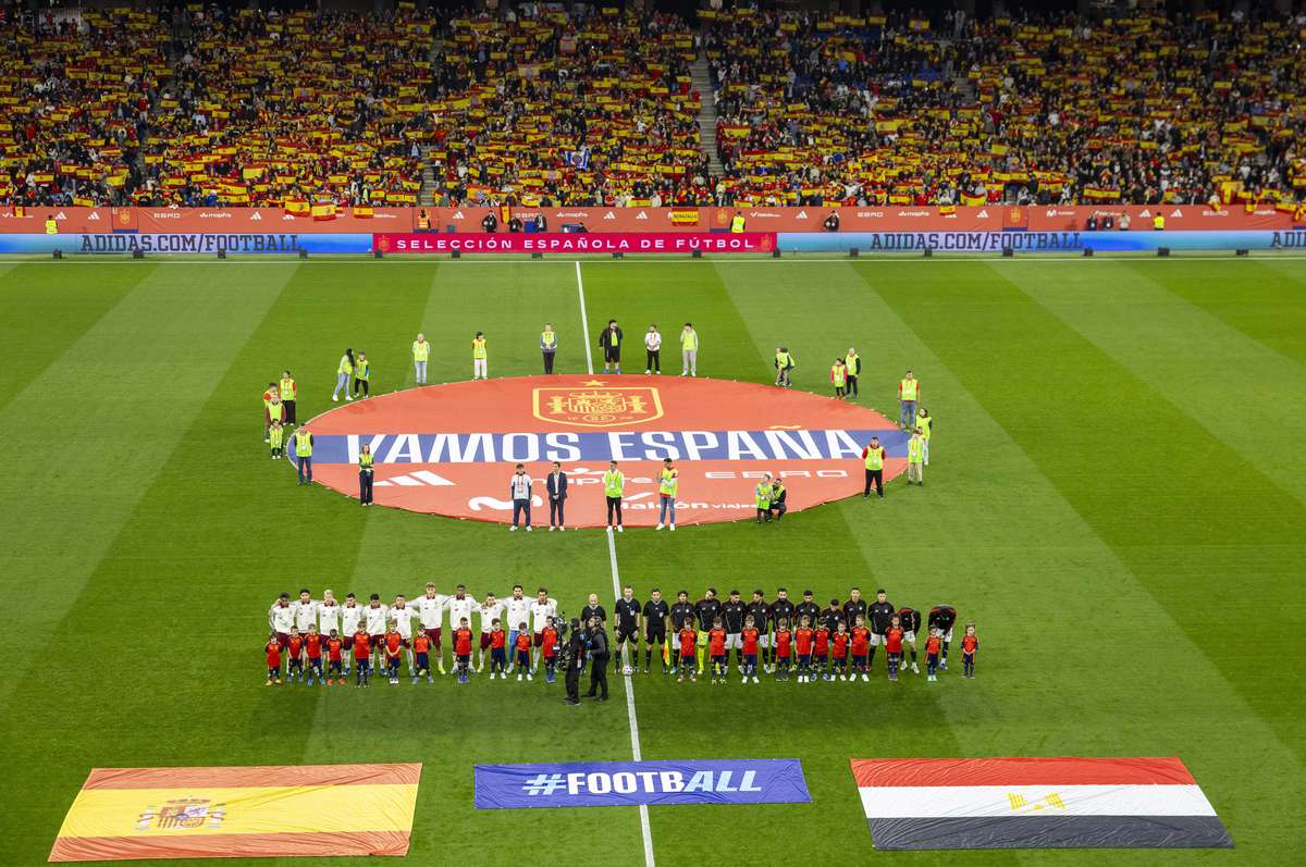 Hinchas españoles corean grito antimusulmán en el duelo España Egipto