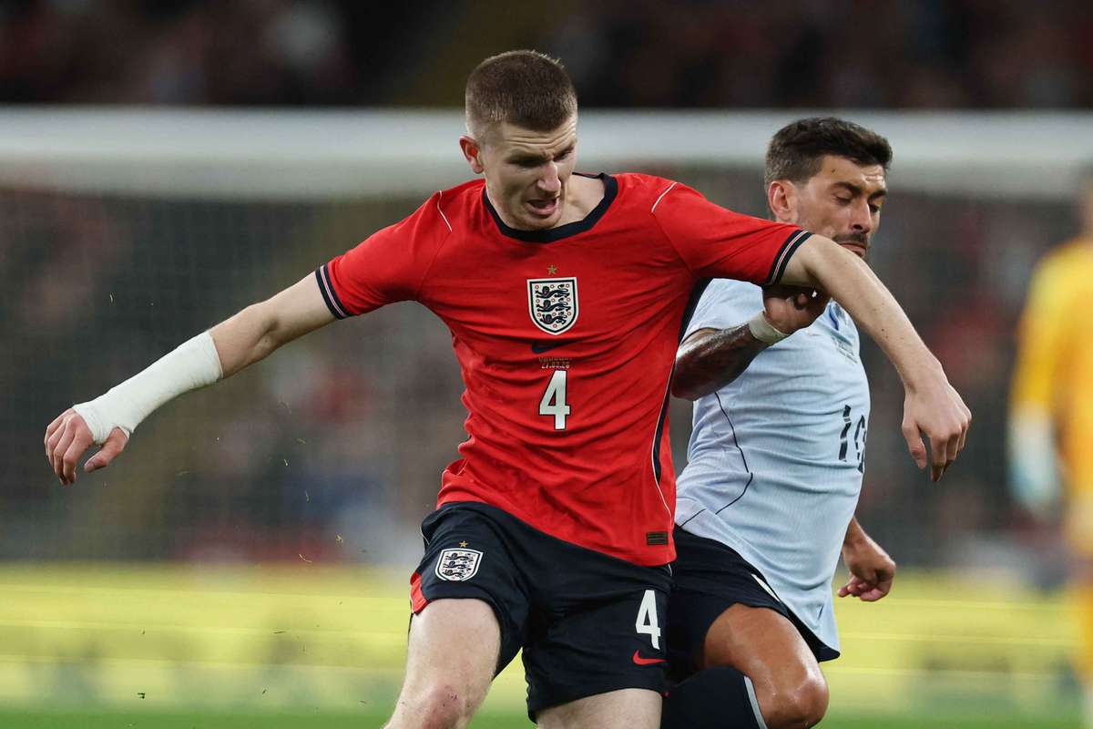 Chelsea Rekor Mali Zarar Arasinda Adam Wharton Ilgisi Sürdürüyor