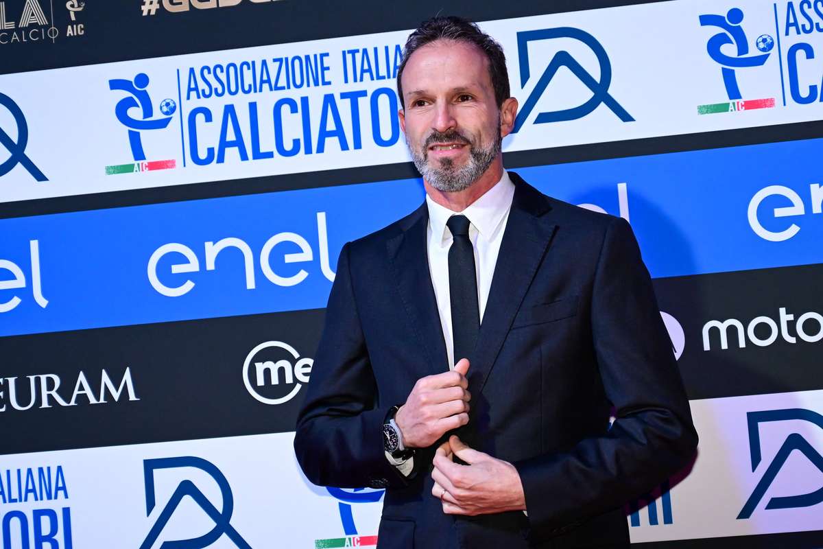 Calcagno depois da saida de Gravina: Estamos a analisar regras para obrigar italianos no relvado