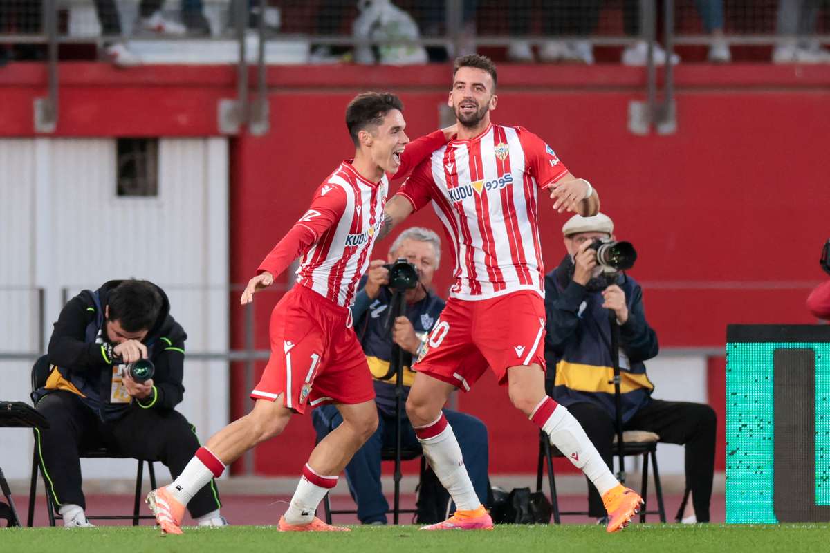 Real Madrid atiende con interes al seguimiento de la Roma por la perla del Almeria Arribas