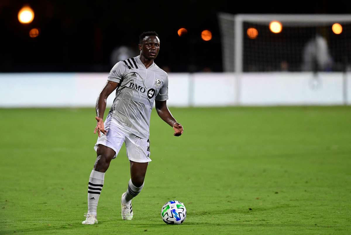 Виктор Ваньяма: Пионер из Кении в Лиге чемпионов завершает профессиональную карьеру