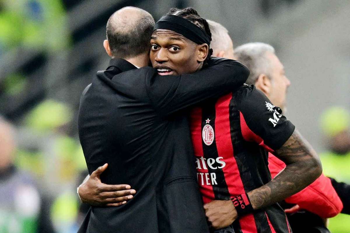 Allegri recupera a Leao de cara al partido contra el Napoli el portugués se encuentra preparado