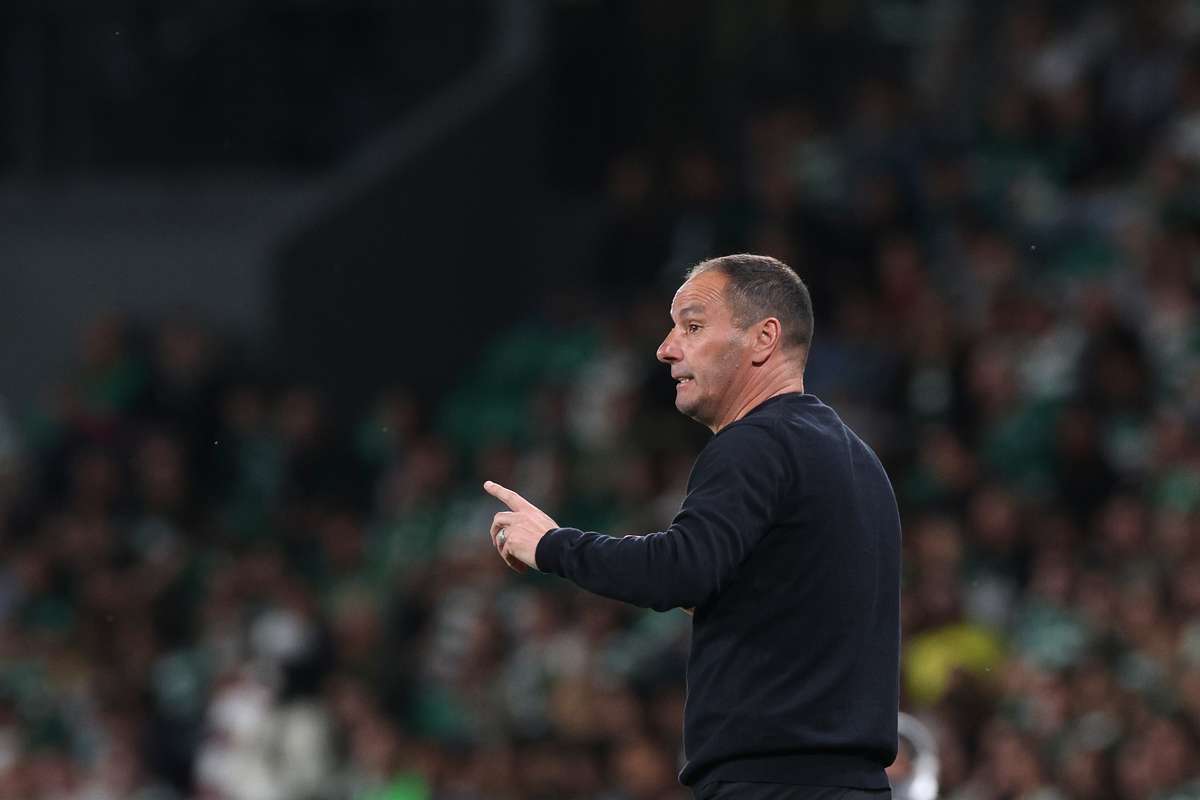 Petit satisfeito com o desempenho em Alvalade, embora com críticas: "Precisamos de rever tudo..."