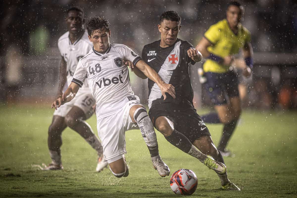 Vasco contra Botafogo: como acompanhar e detalhes do derby no campeonato brasileiro