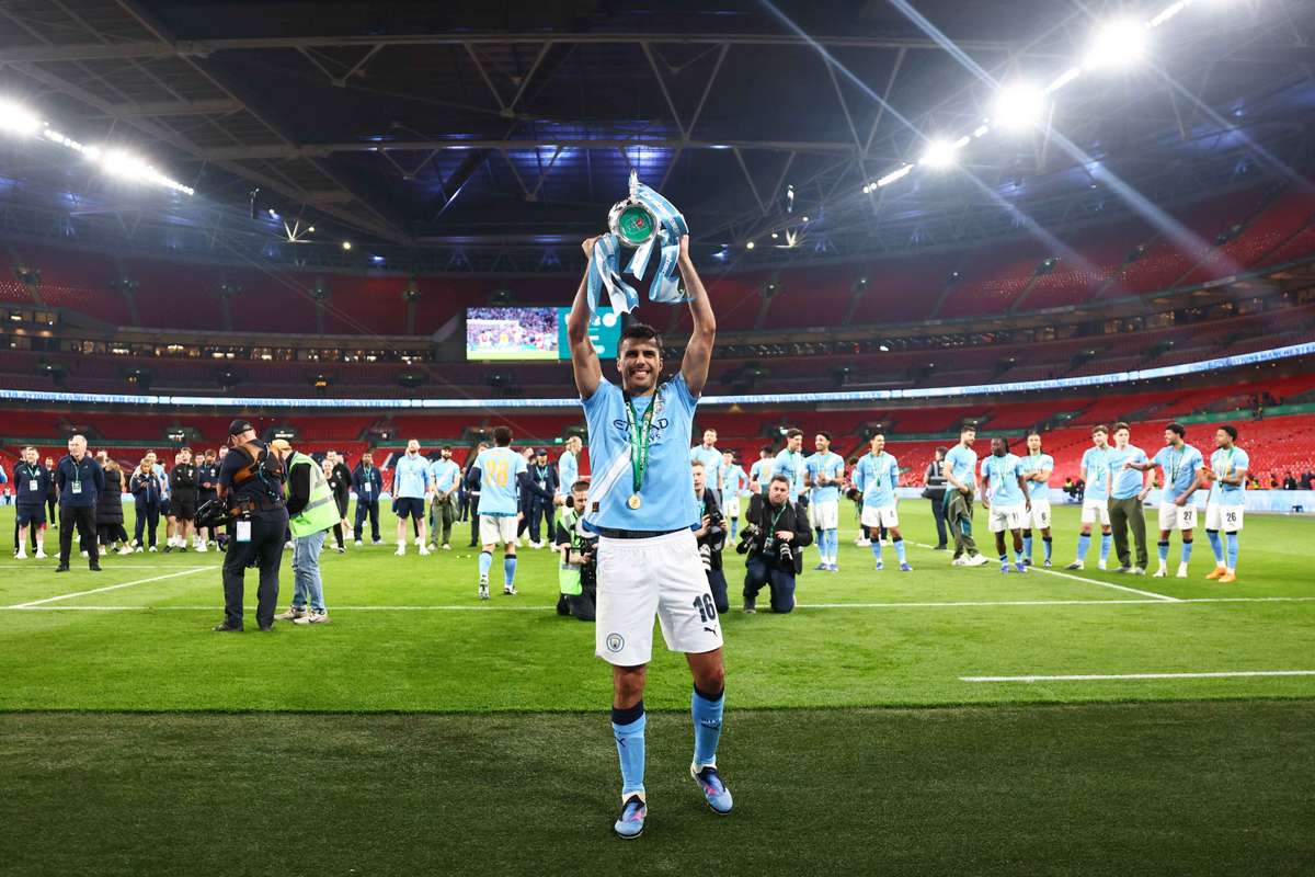 Guardiola afirma que ningún futbolista rechazaría la chance de vestir la camiseta del Madrid