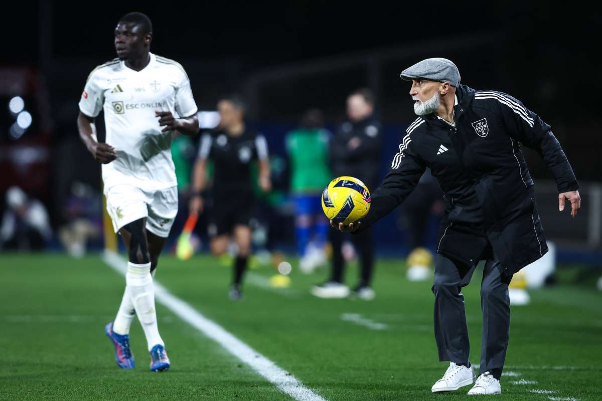 Álvaro Pacheco do Casa Pia alerta Benfica: "Confiamos na nossa vitória contra eles"