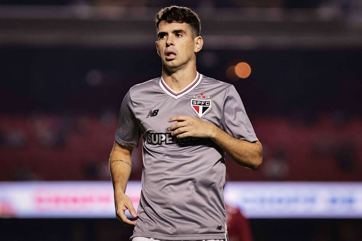 Eski Chelsea orta saha oyuncusu Oscar kalp sorunuyla 34 yaşında emekli oluyor