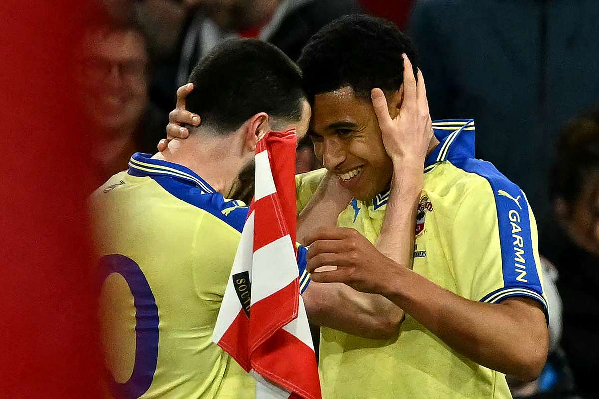 Taça de Inglaterra Arsenal fora pelo Southampton por 21 antes do jogo com o Sporting