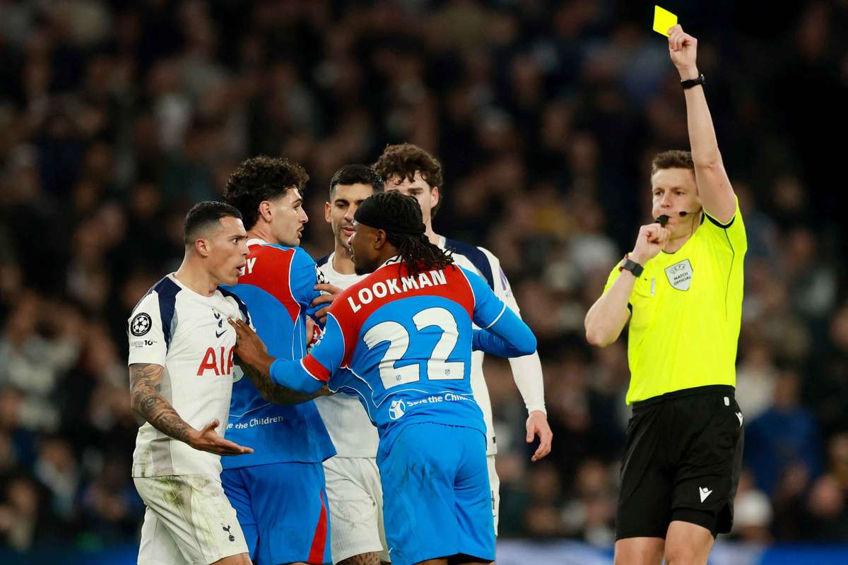 Liga dos Campeões: Árbitro alemão Daniel Siebert apita jogo do Sporting frente ao Arsenal