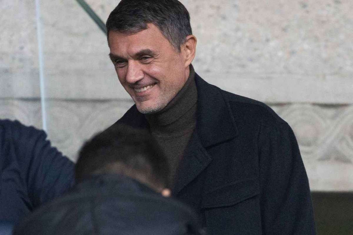 Paolo Maldini obtiene respaldo del Gobierno para liderar la Federacion Italiana de Futbol