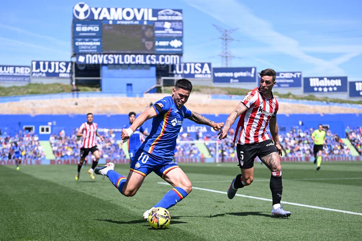 Yeray Álvarez recupera sensaciones como futbolista tras completar sanción por dopaje
