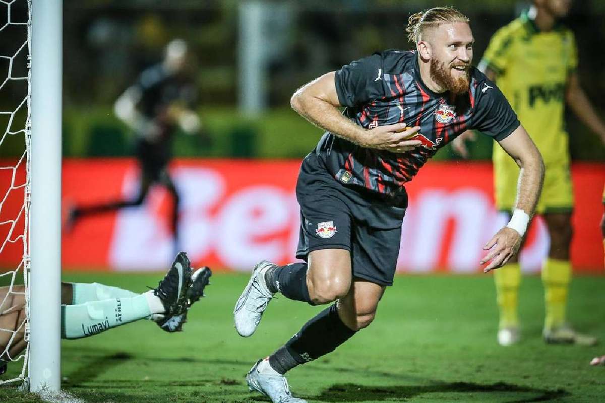 Bragantino triunfa como visitante e relega Mirassol ao último lugar no Brasileirão