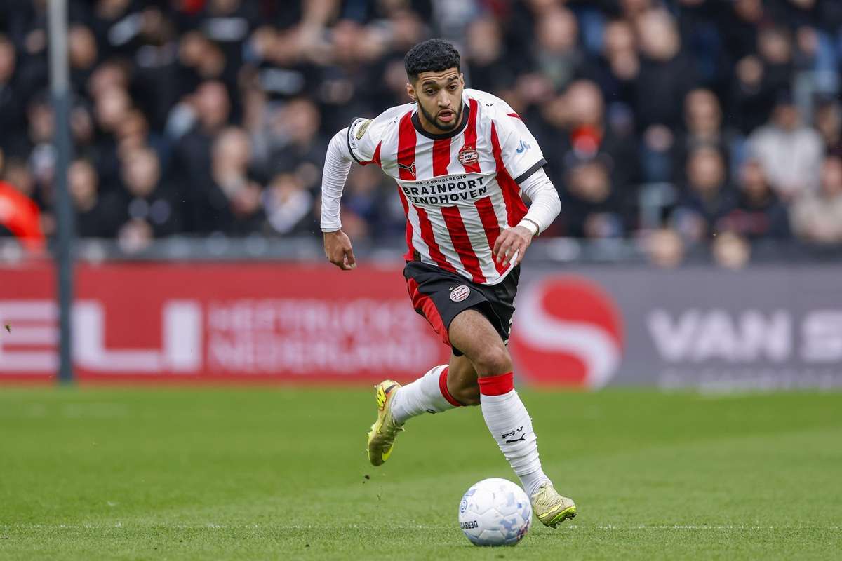 Van der Gijp aponta o clube ideal para Ismael Saibari, estrela do PSV