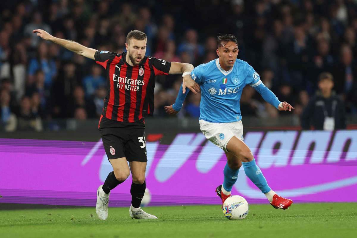 Pavlović recusa ataque do AC Milan depois da perda para o Nápoles: "Precisamos de maior precisão"