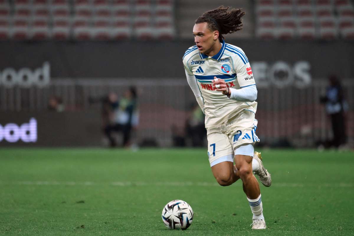 Estrasburgo exige 40 milhoes ao Borussia Dortmund por Diego Moreira