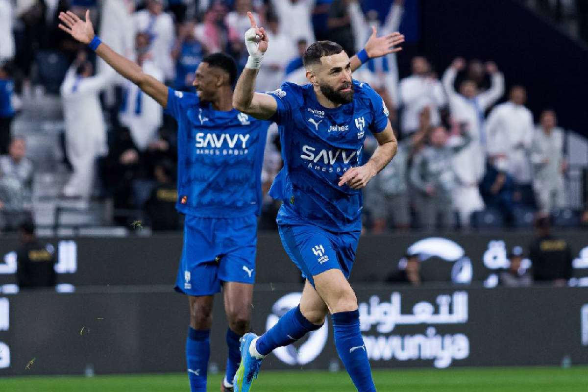 Al-Hilal triunfa com hat-trick de Benzema e reassume vice-liderança na Saudi Pro League