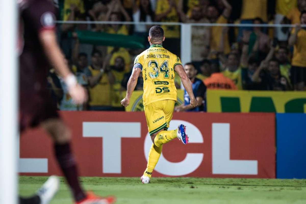 Mirassol supera período difícil cria história e derrota Lanús na estreia da Libertadores