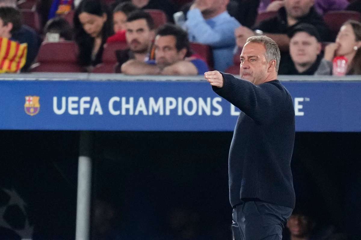 Hansi Flick oburzony brakiem decyzji VAR o faulu ręką w przegranej Barcelony