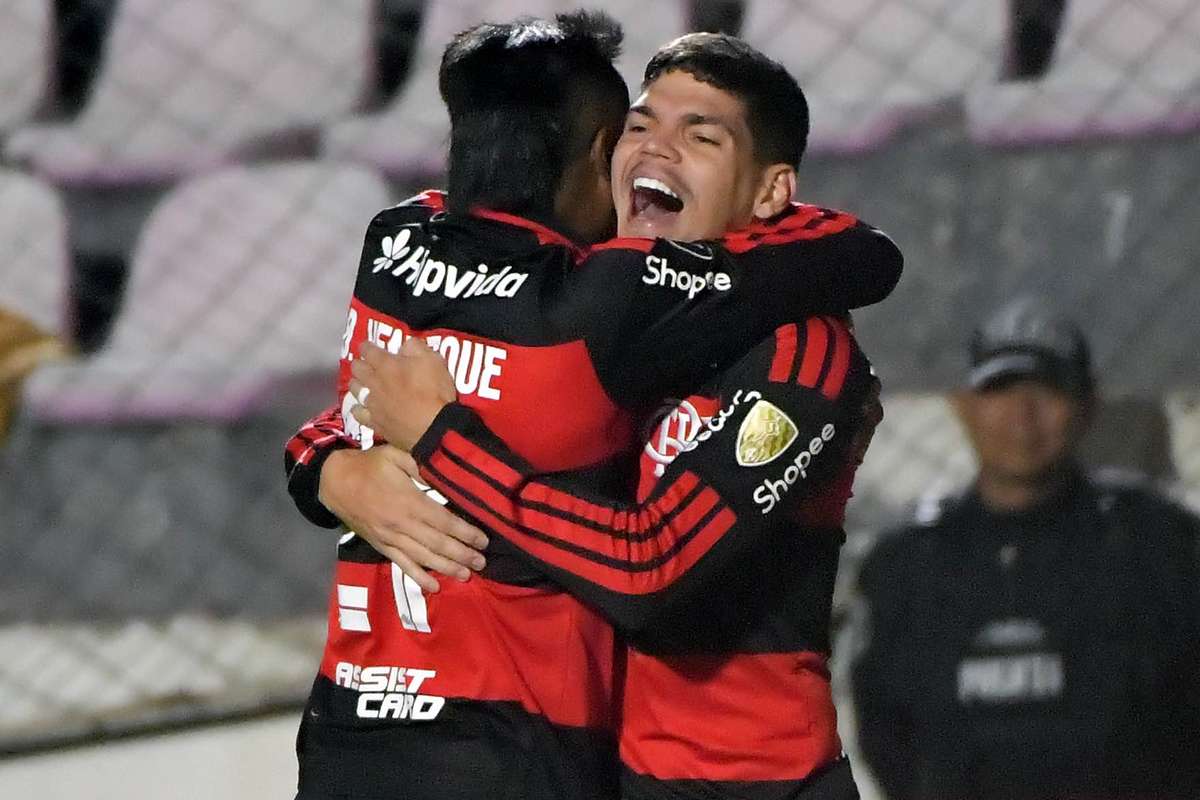 Taça Libertadores Flamengo de Leonardo Jardim derrota Cusco na altitude 02