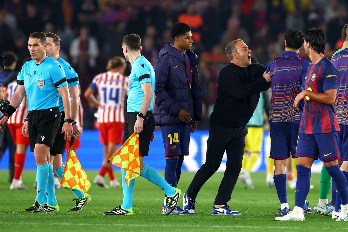 Champions League: Hansi Flick duvida da existência do VAR após revés frente ao Atlético