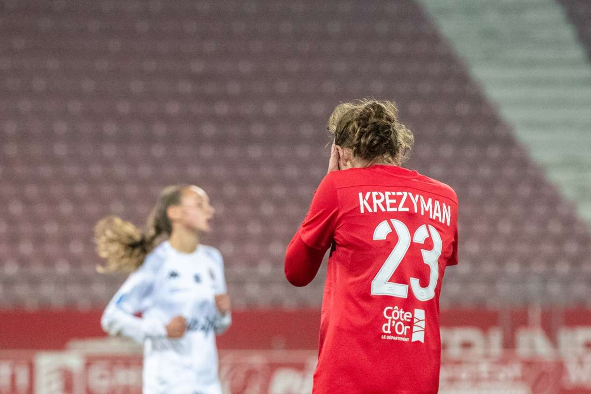 "Diriger signifie endosser ses responsabilités, non les rejeter", le message des footballeuses de Dijon contre la dissolution de l'équipe féminine