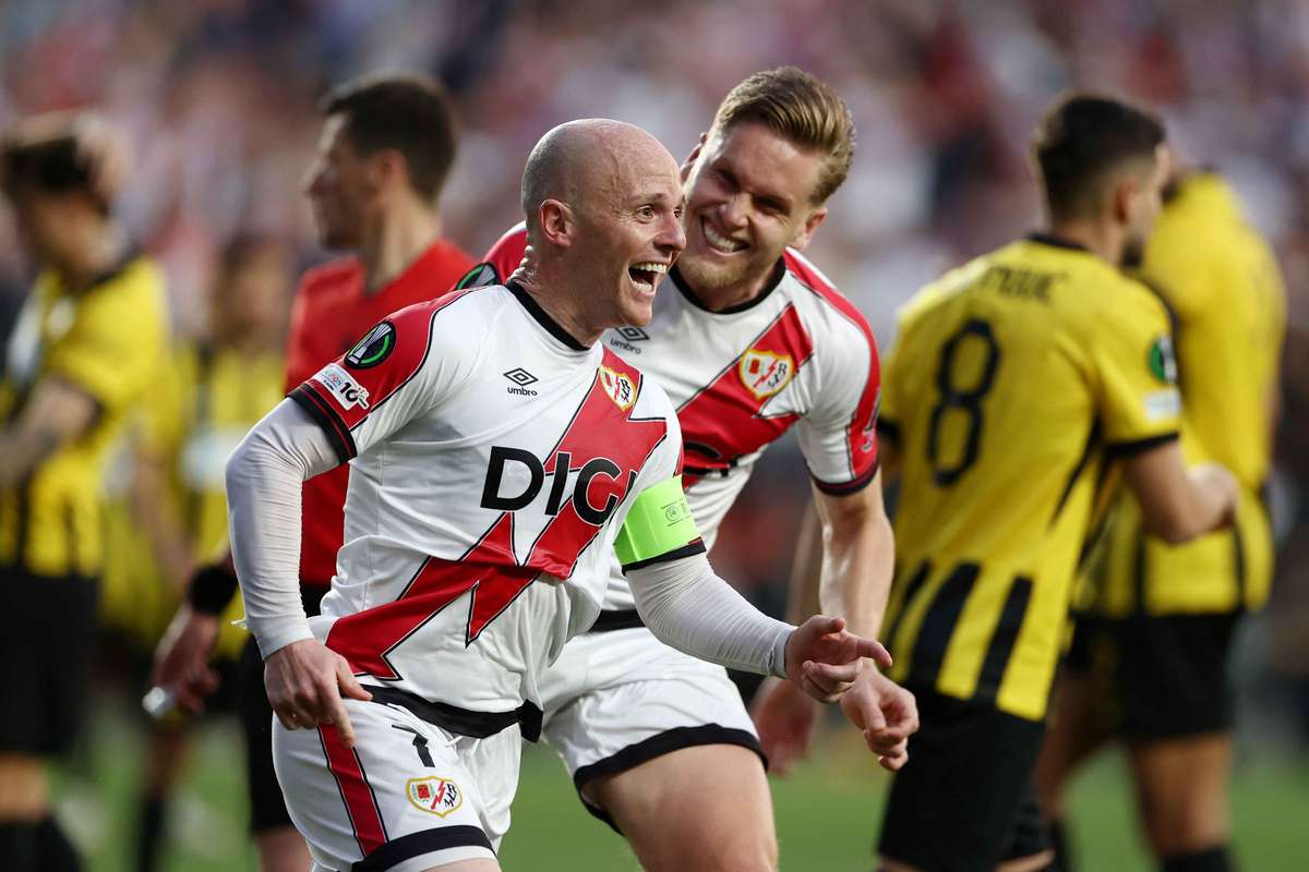 Rayo Vallecano schianta l'AEK Atene e si avvicina alle semifinali della Conference League