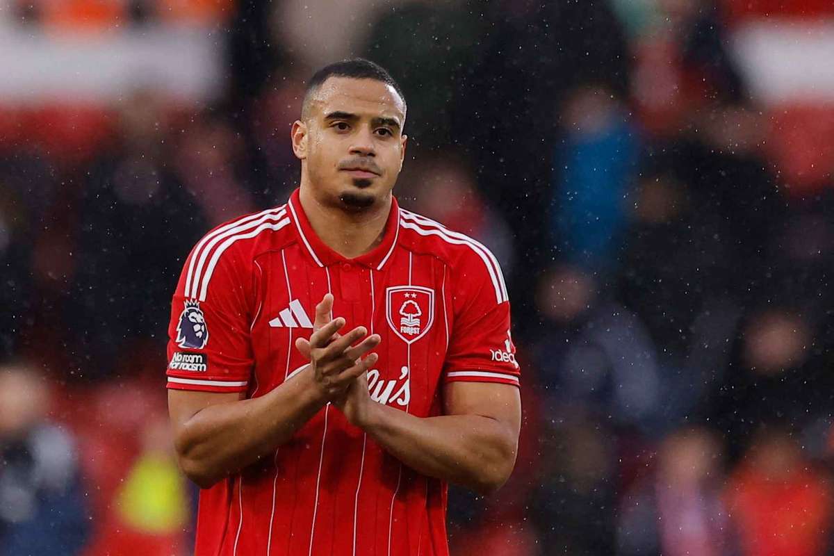 Chelsea pretende liderar a corrida pelo defesa Murillo do Nottingham Forest