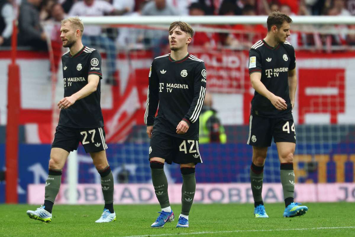 Mлади igrač Bayerna Karl van akcije na nepredvidivo vreme zbog kidanja mišića butine