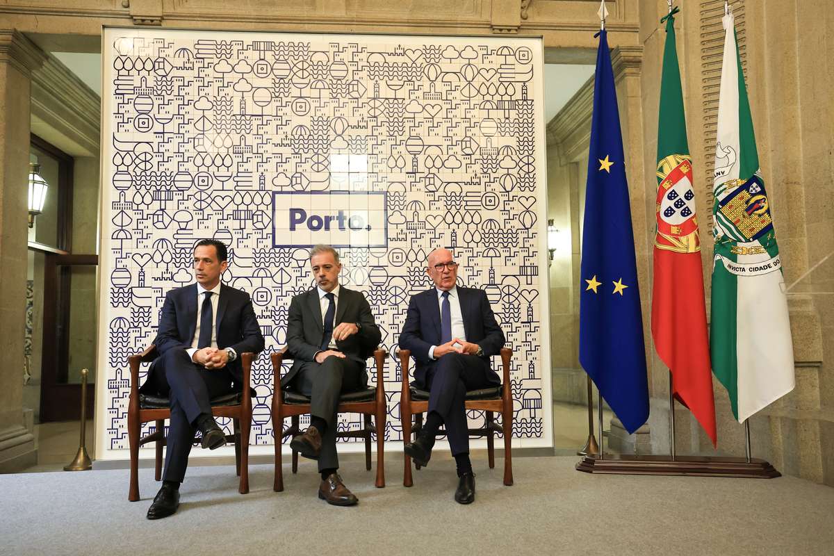 Visita da Federação Portuguesa de Futebol à Câmara do Porto