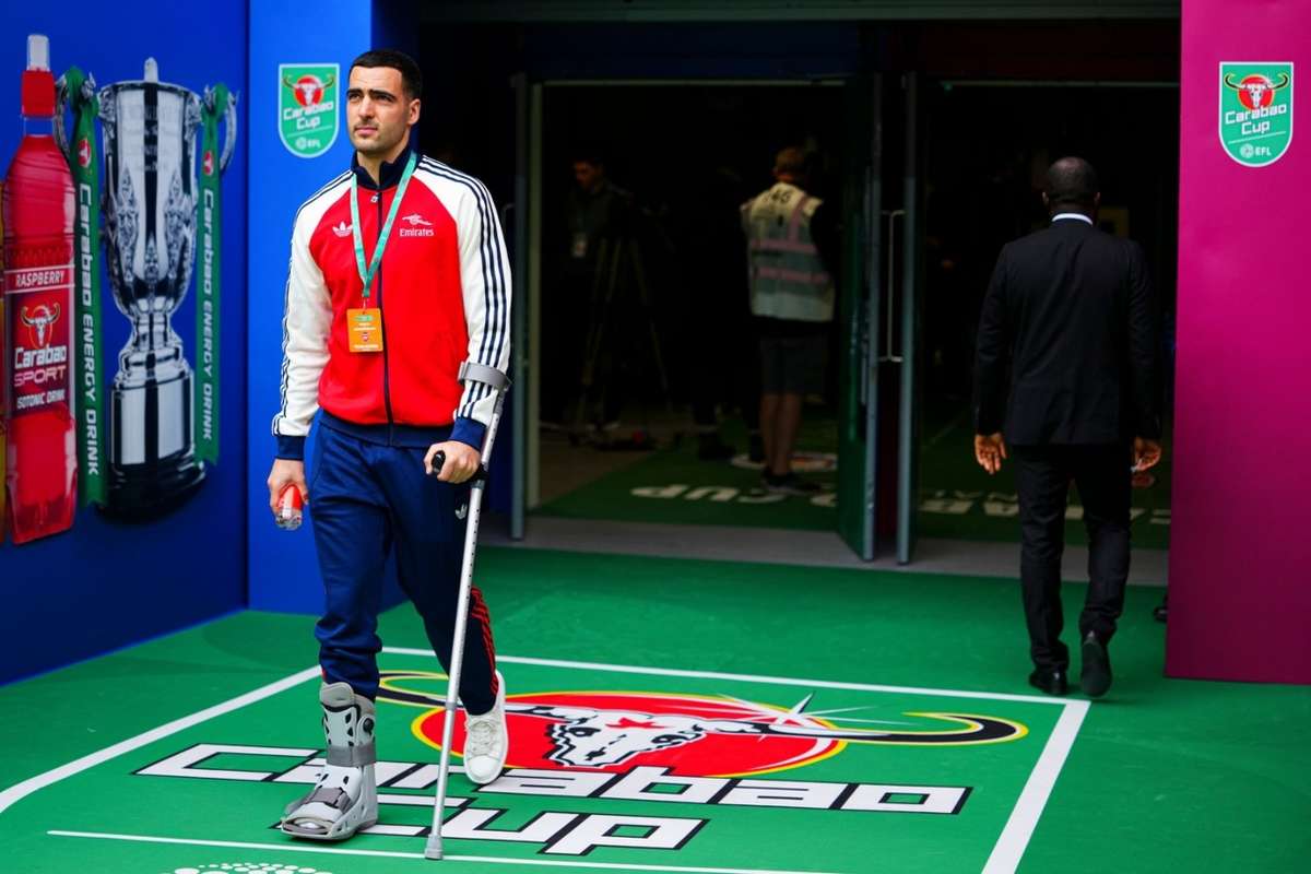 Mikel Merino acelera su recuperación para el Mundial
