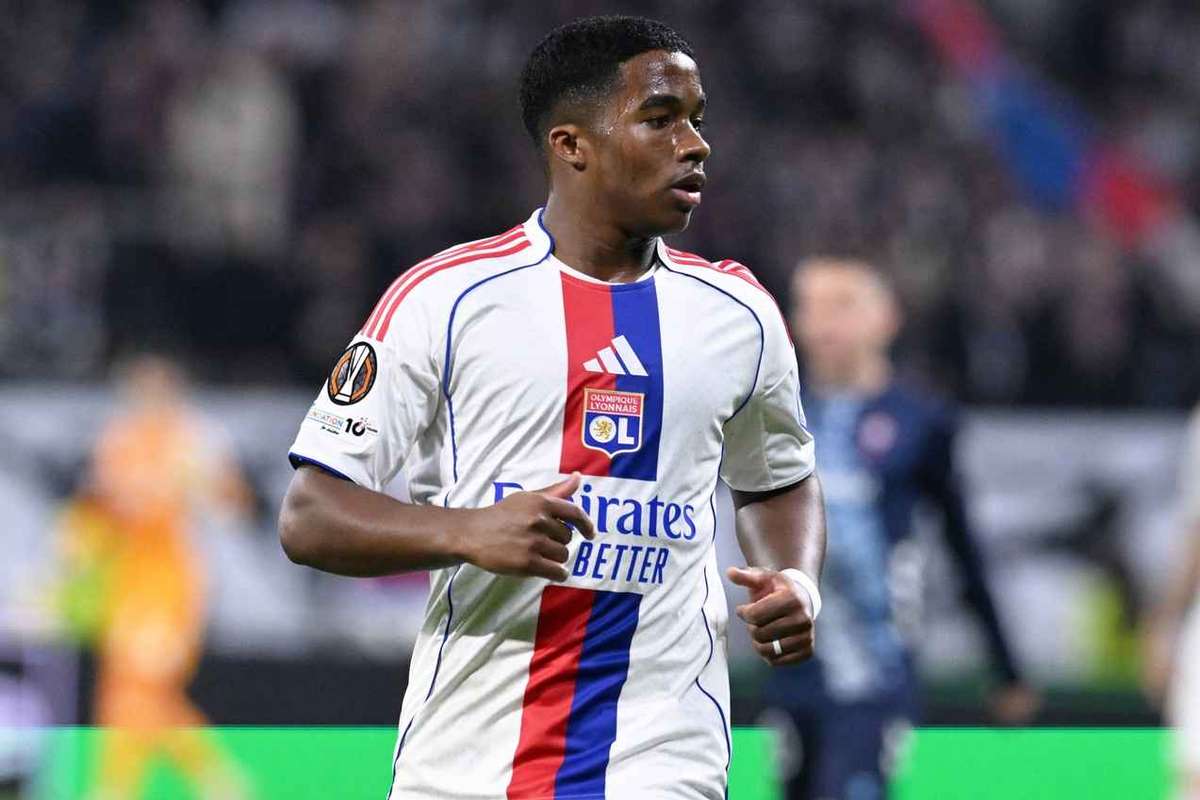 Endrick sem golos em quatro jogos e alvo de críticas do treinador do Lyon: Quero mais dele